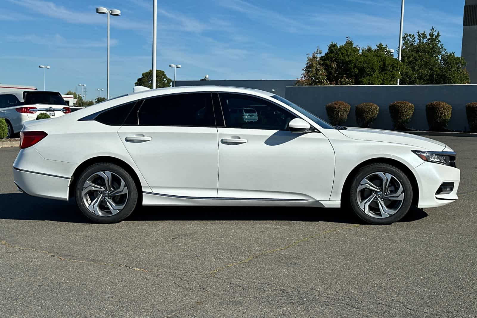 Thumbnail: 2019 Honda Accord - 6