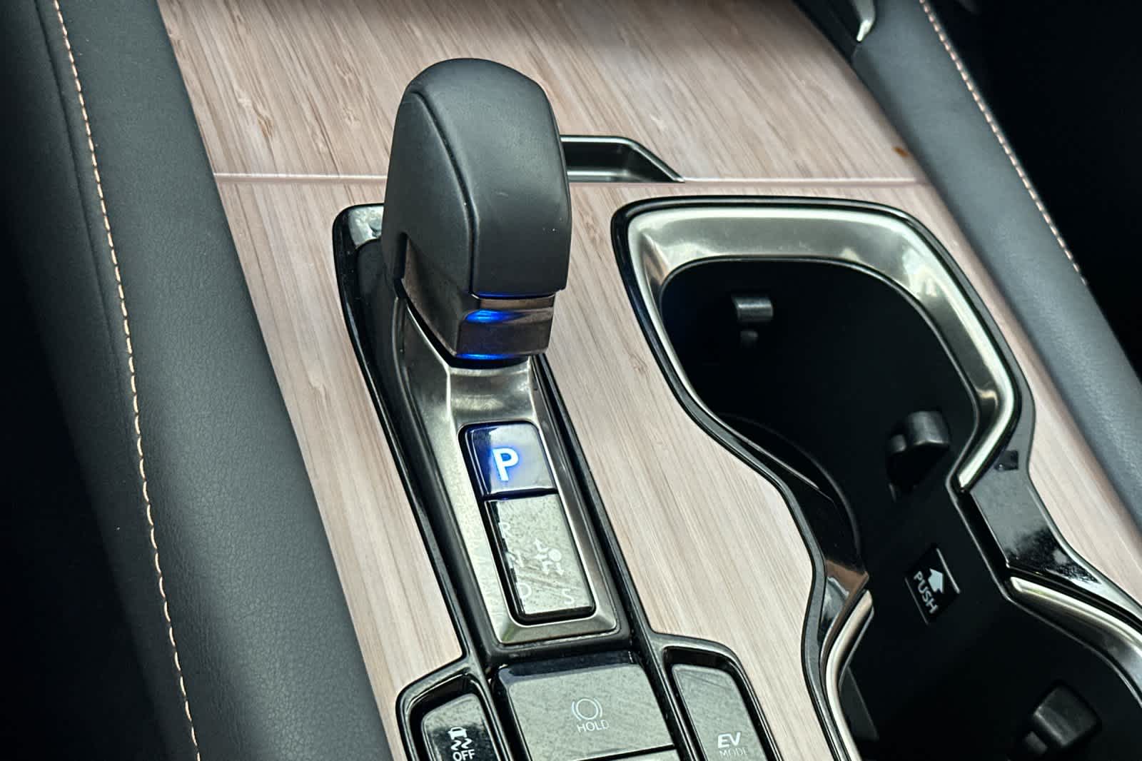 Thumbnail: 2024 Lexus RX - 24