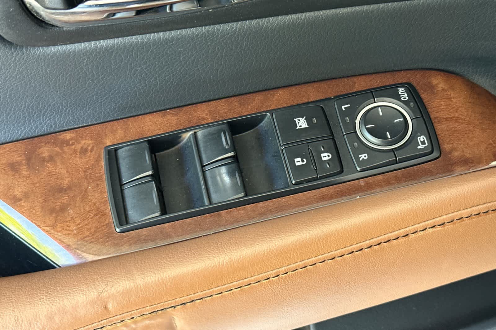 Thumbnail: 2015 Lexus RX - 13