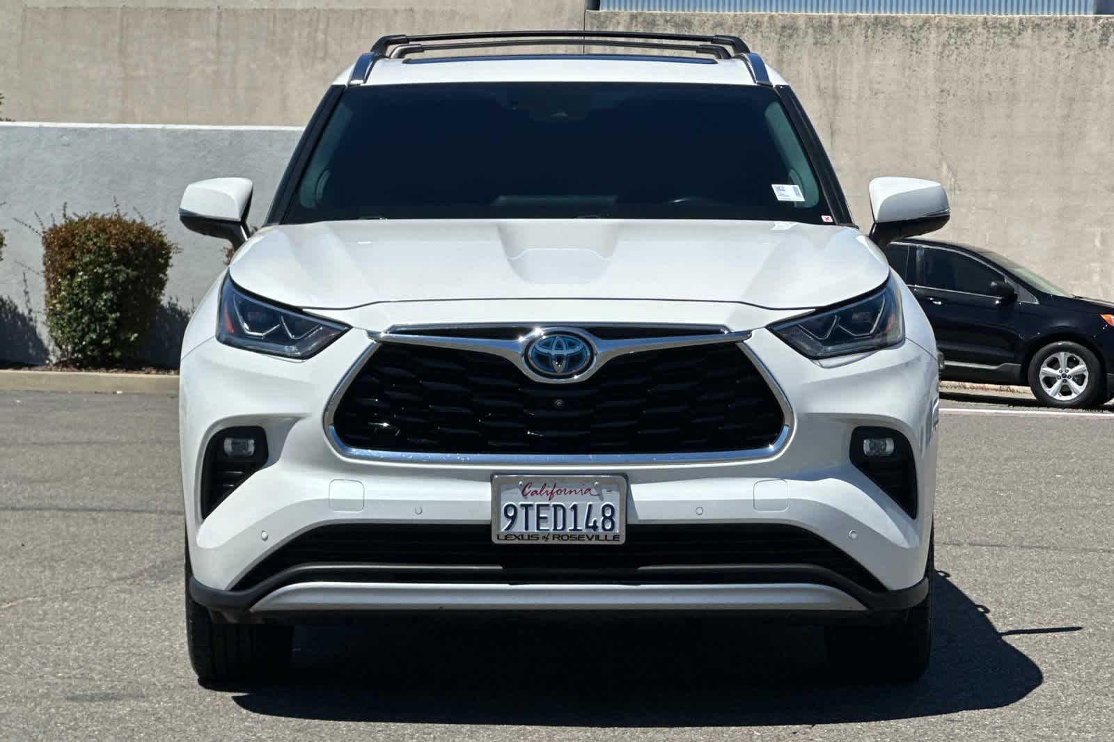 Thumbnail: 2020 Toyota Highlander - 9