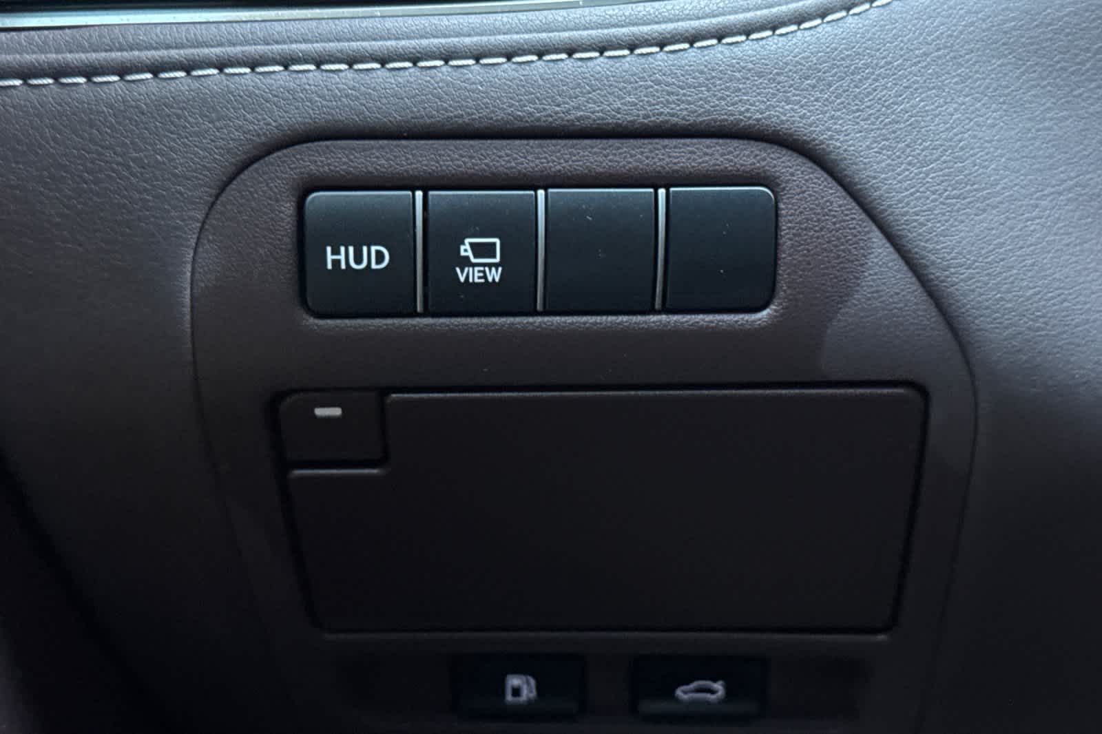 Thumbnail: 2019 Lexus LS - 30