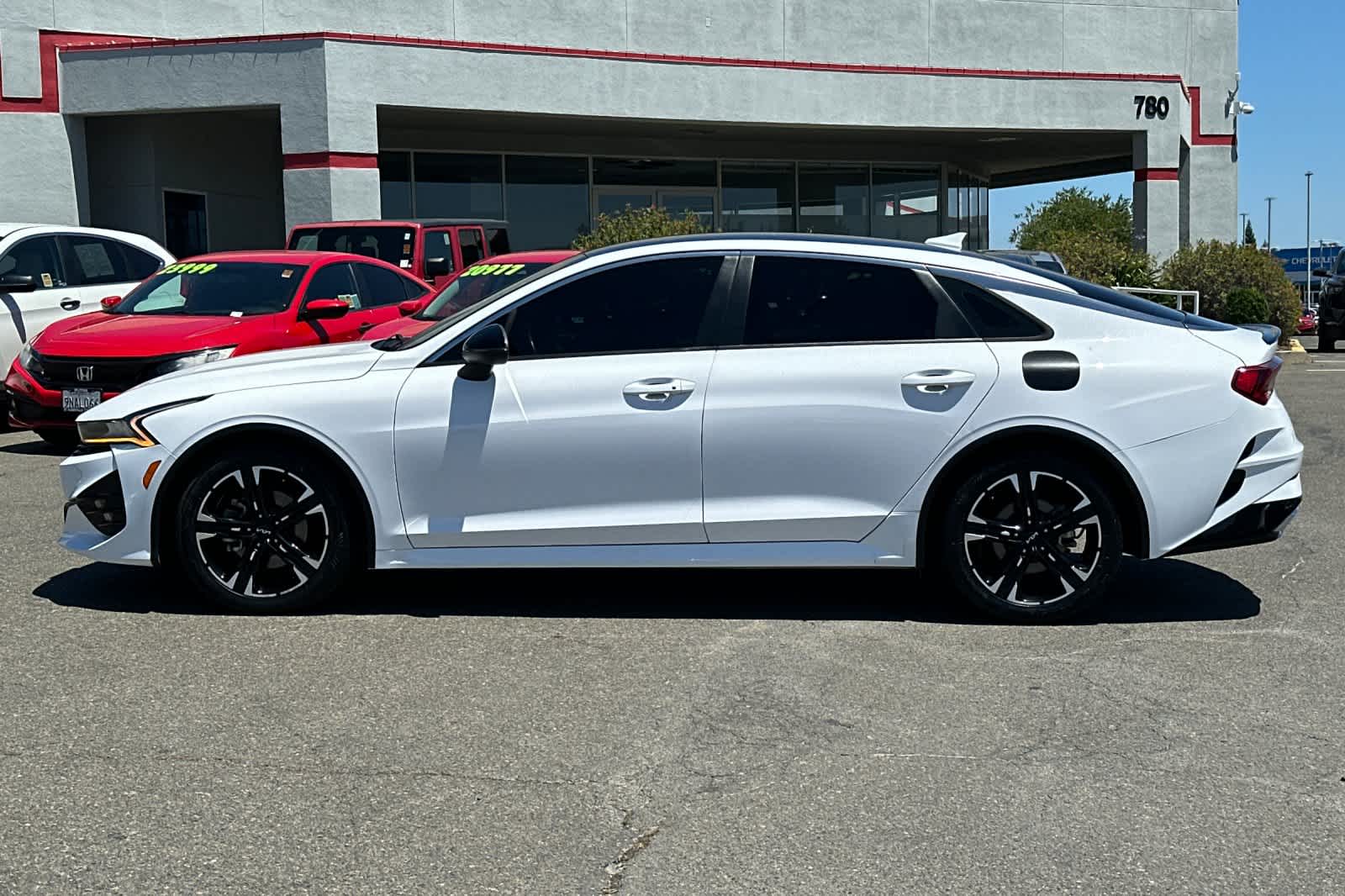 Thumbnail: 2022 Kia K5 - 8