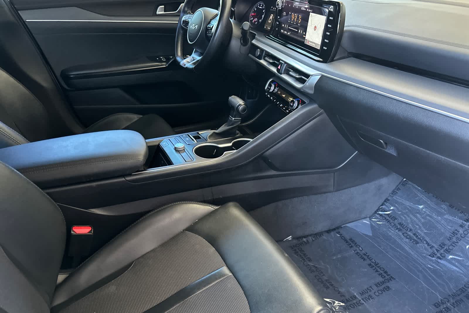 Thumbnail: 2022 Kia K5 - 15