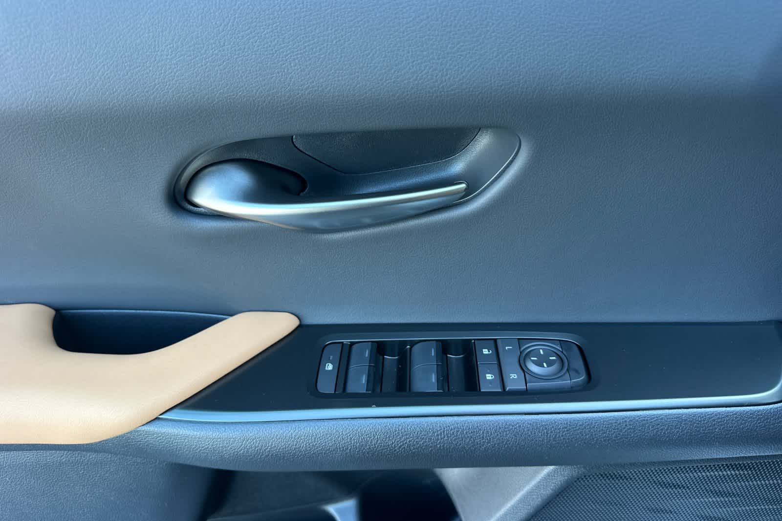 Thumbnail: 2026 Lexus UX - 12