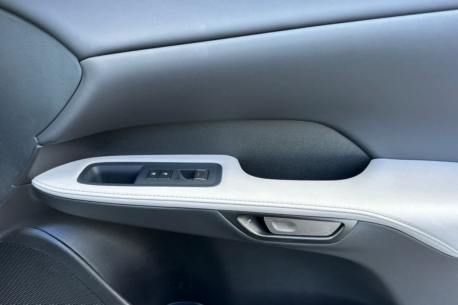 Thumbnail: 2025 Lexus RX - 19