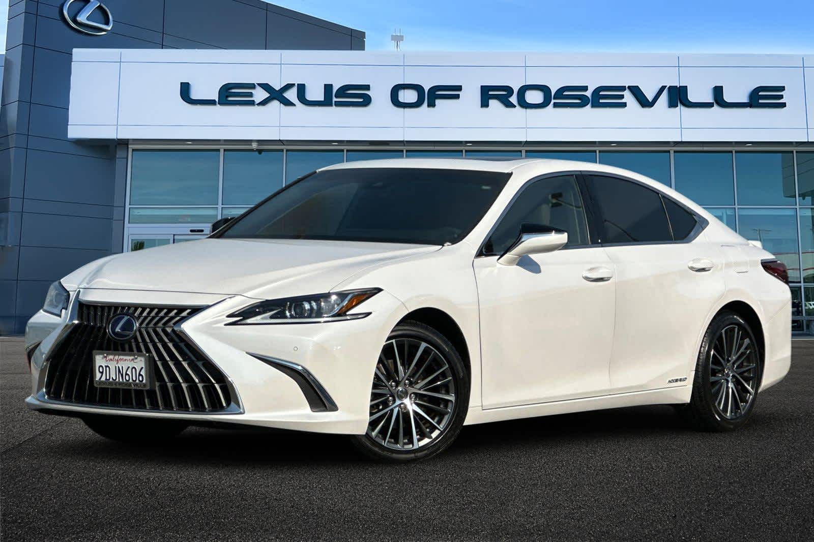 Thumbnail: 2022 Lexus ES - 1