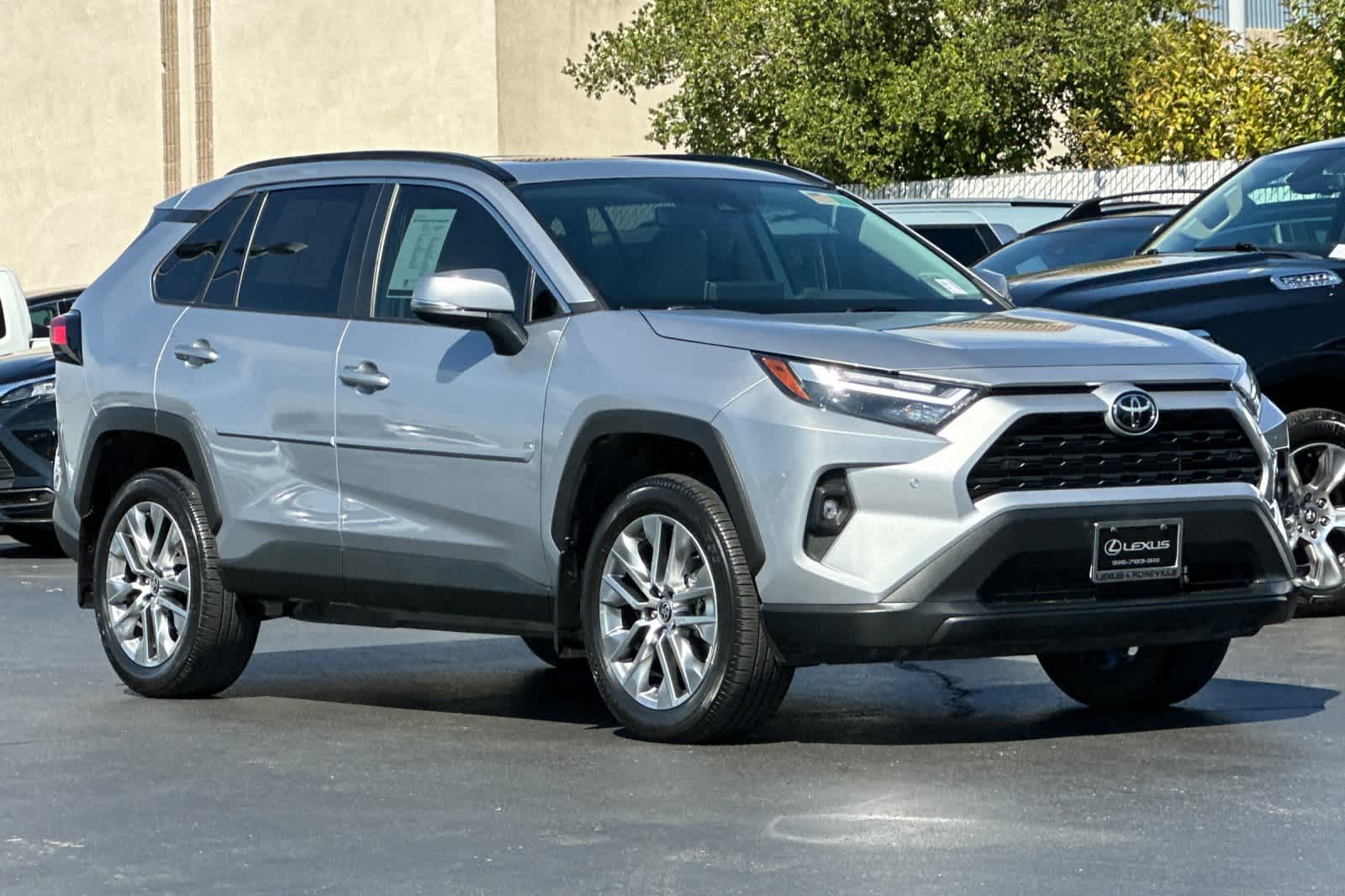 Thumbnail: 2022 Toyota RAV4 - 5