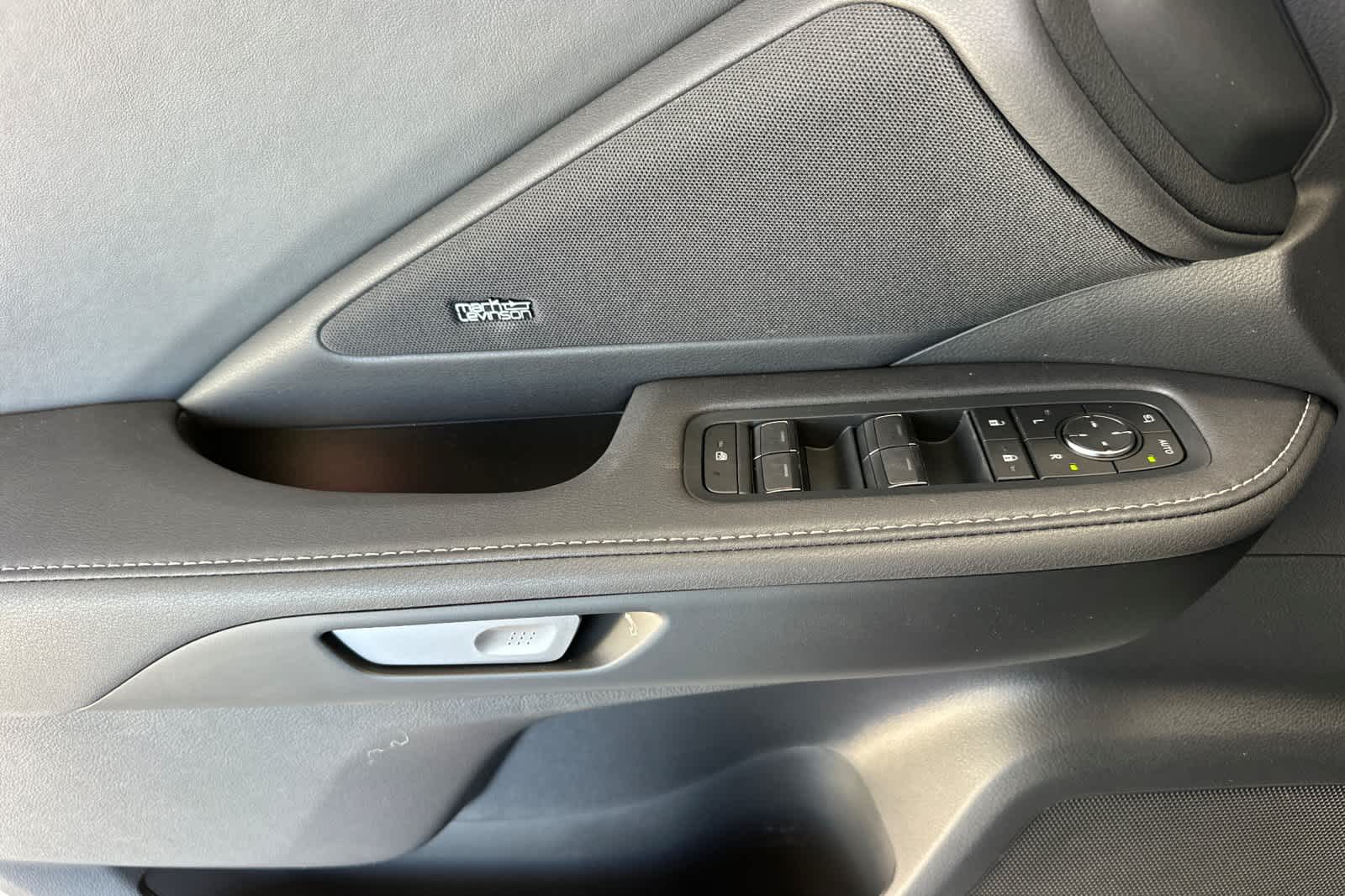 Thumbnail: 2026 Lexus TX - 12