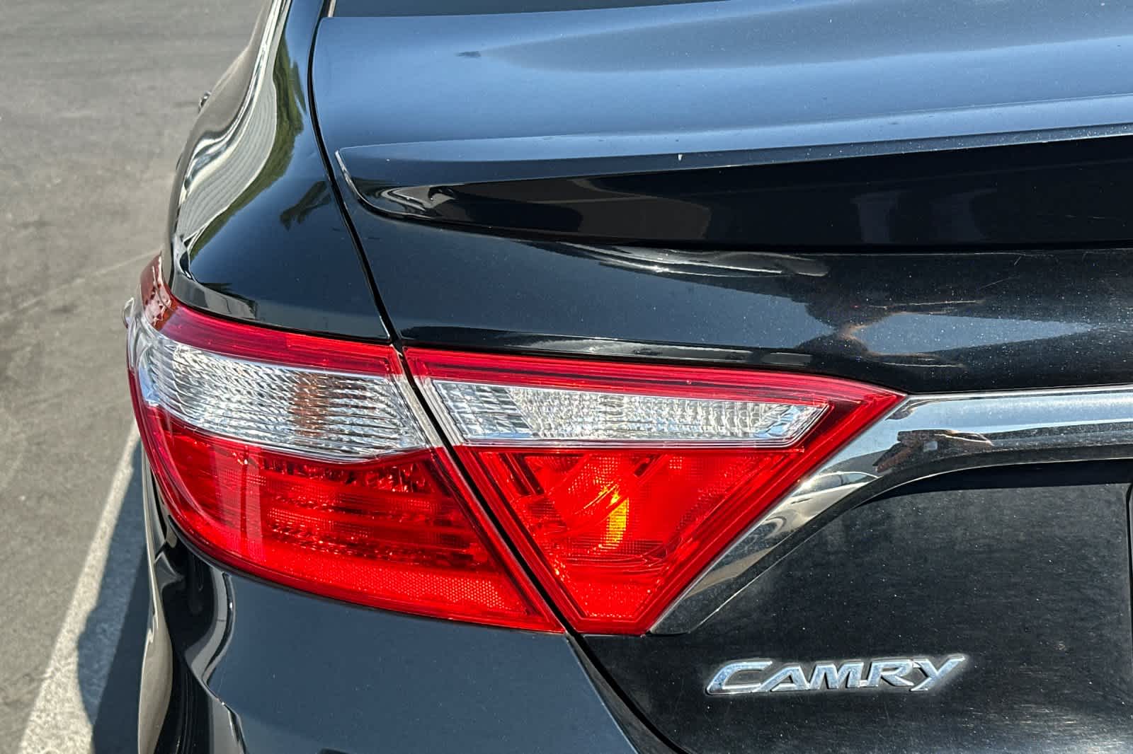 Thumbnail: 2016 Toyota Camry - 15