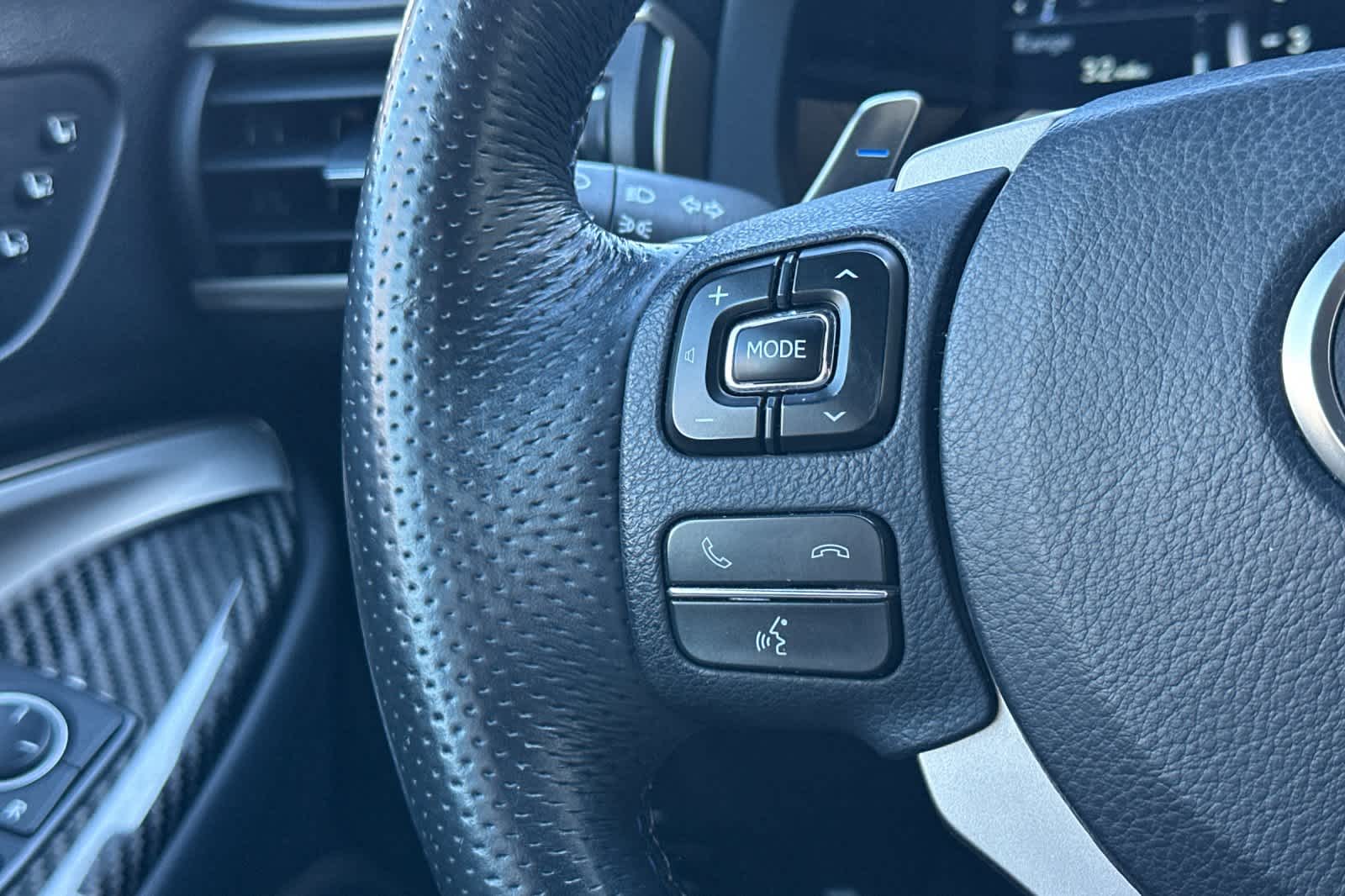 Thumbnail: 2016 Lexus RC - 26