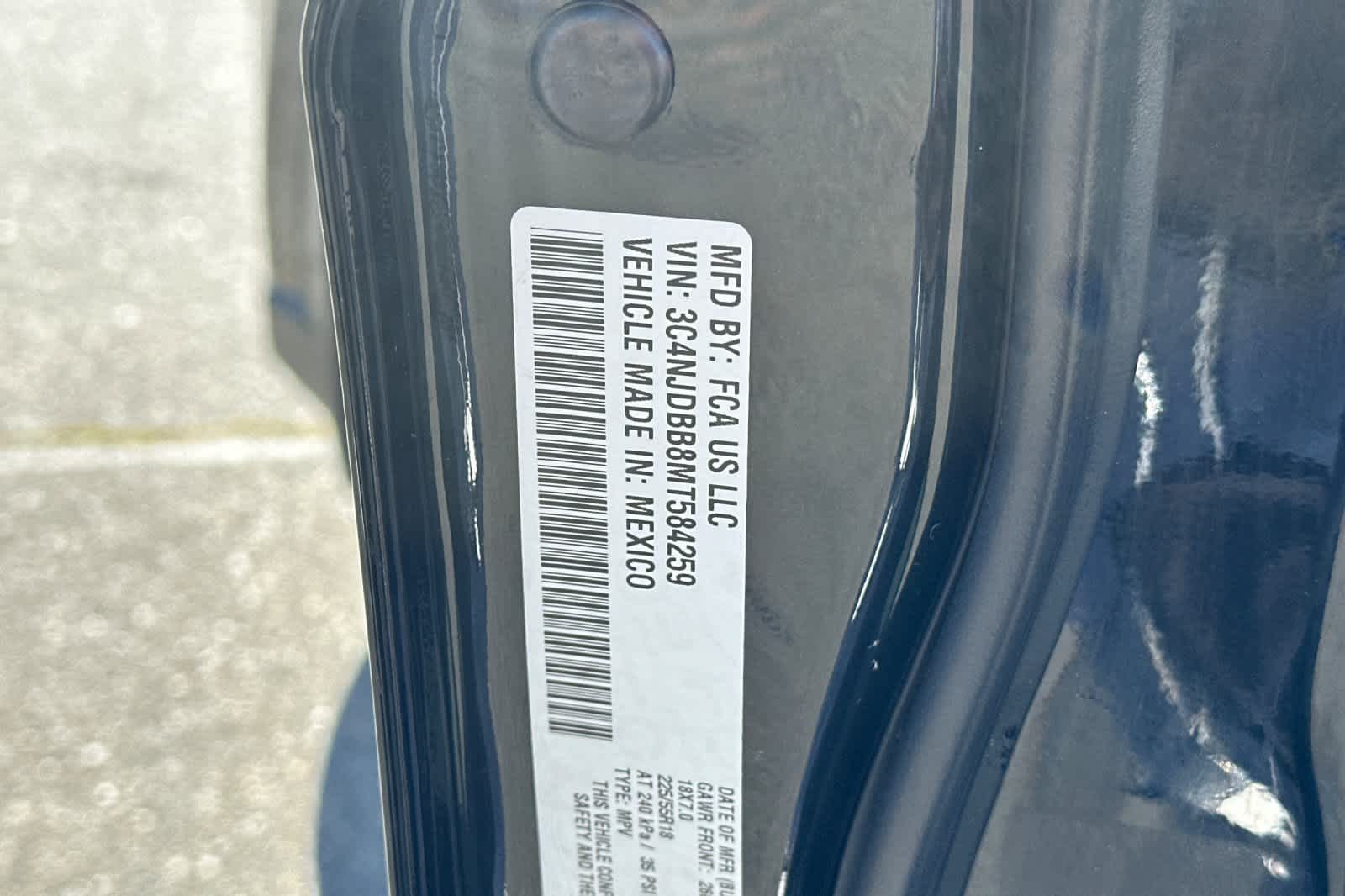 Thumbnail: 2021 Jeep Compass - 34