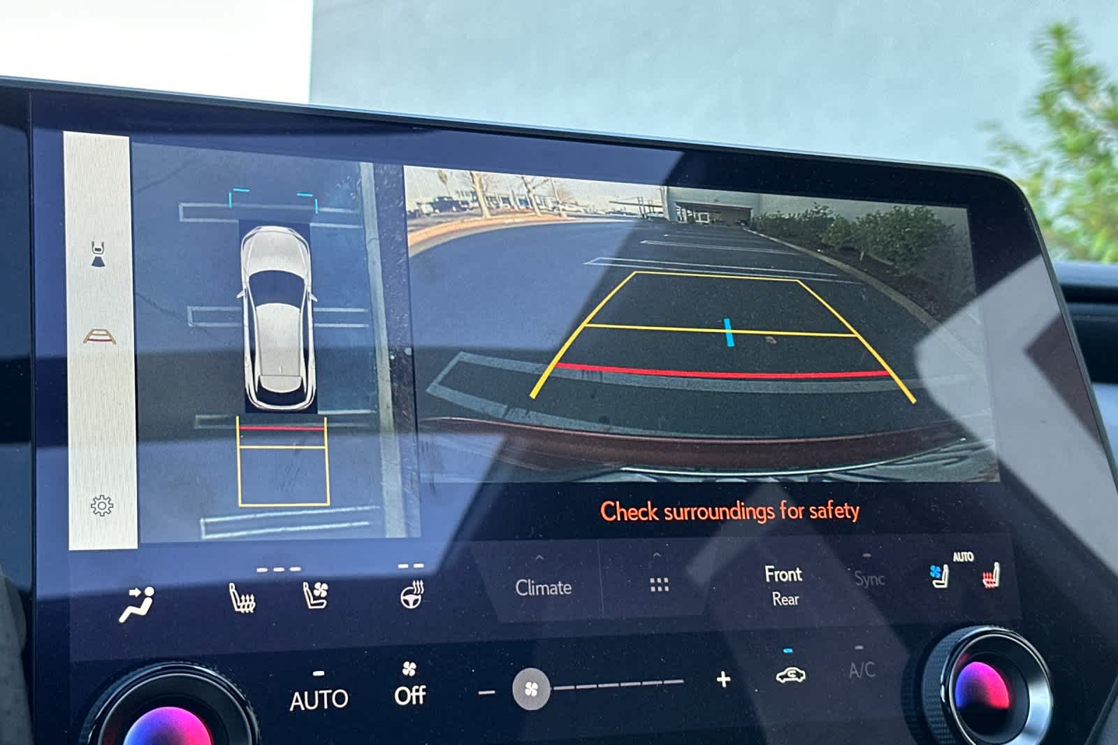 Thumbnail: 2023 Lexus RX - 21