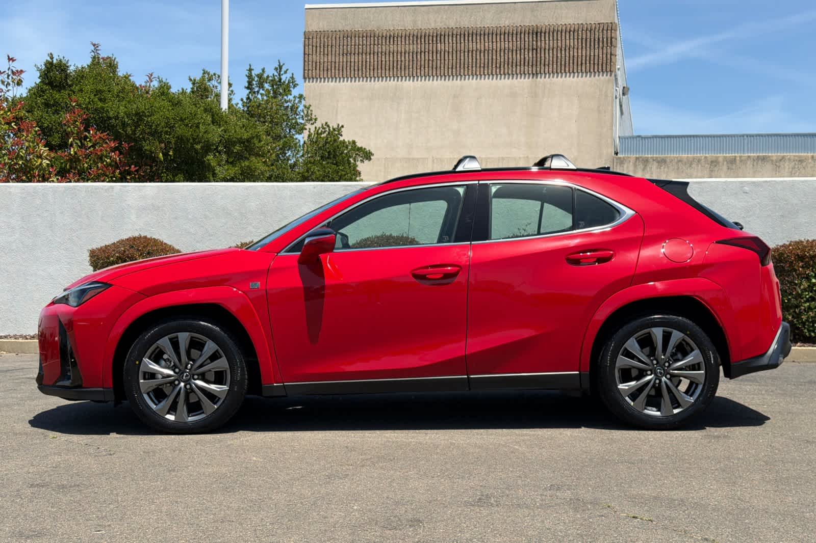 Thumbnail: 2025 Lexus UX - 9