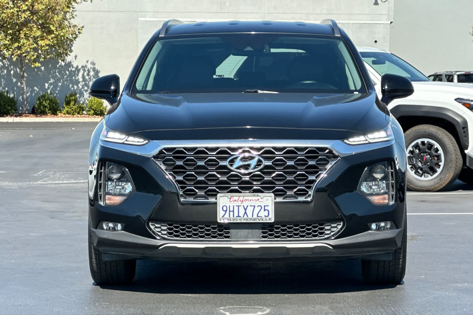 Thumbnail: 2020 Hyundai Santa Fe - 10