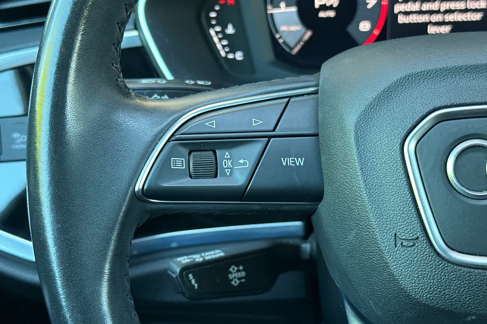 Thumbnail: 2020 Audi Q3 - 26