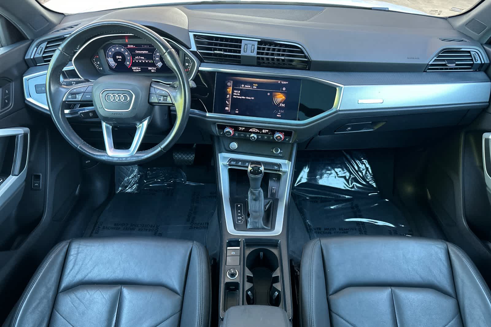 Thumbnail: 2020 Audi Q3 - 3