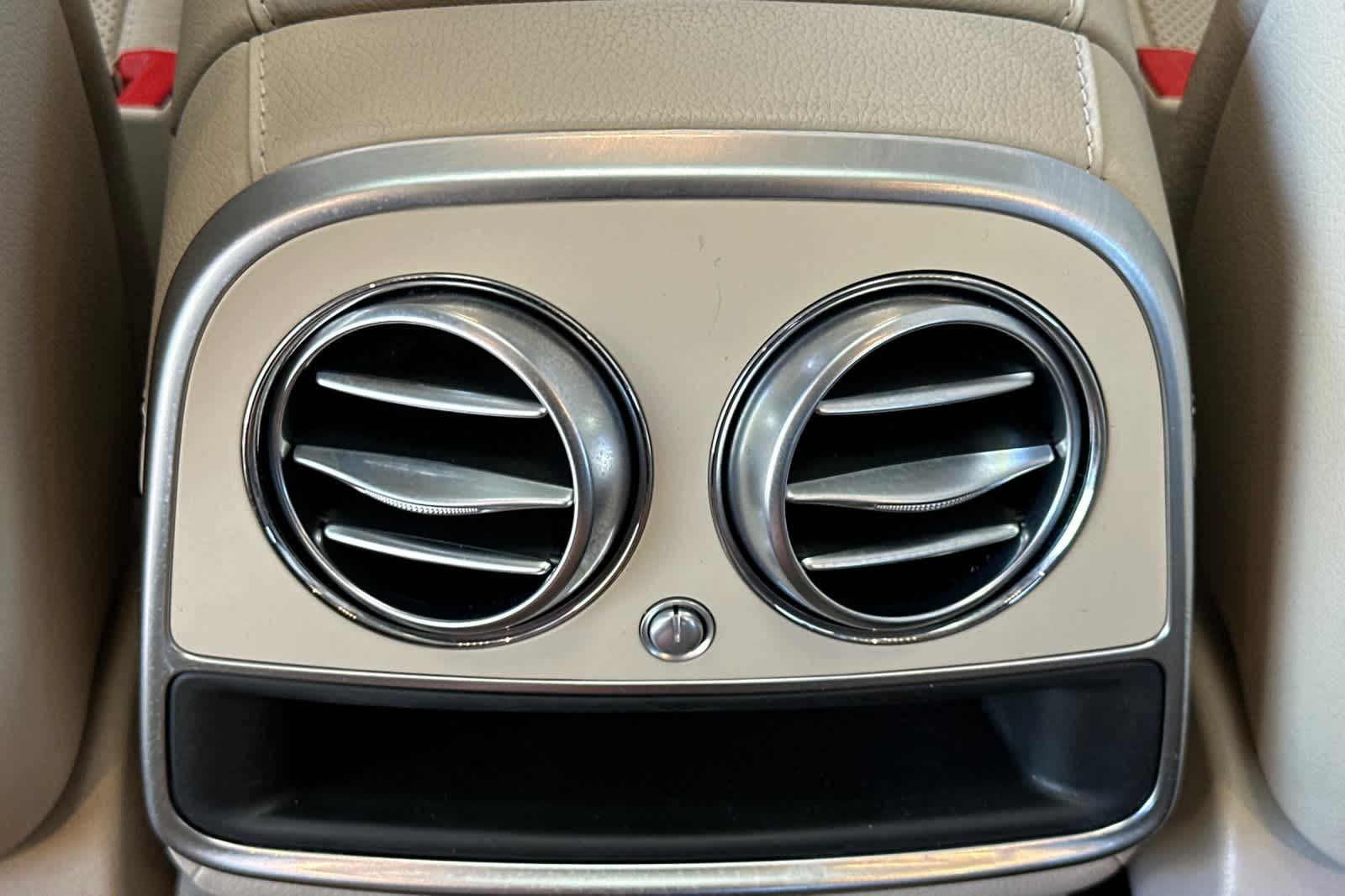 Thumbnail: 2018 Mercedes-Benz S-Class - 14