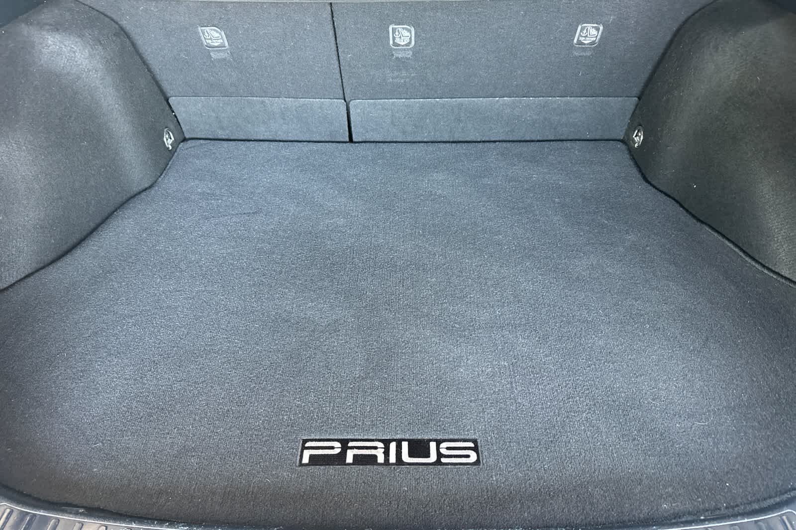2016 Toyota Prius Three 15