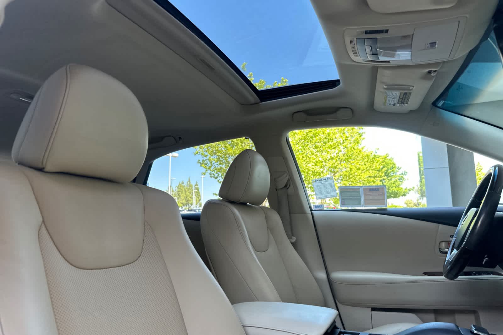Thumbnail: 2015 Lexus RX - 18
