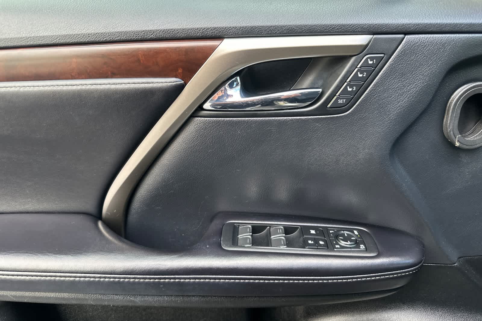 Thumbnail: 2020 Lexus RX - 12