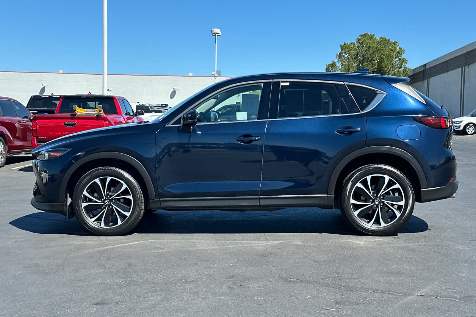 Thumbnail: 2022 Mazda CX-5 - 9