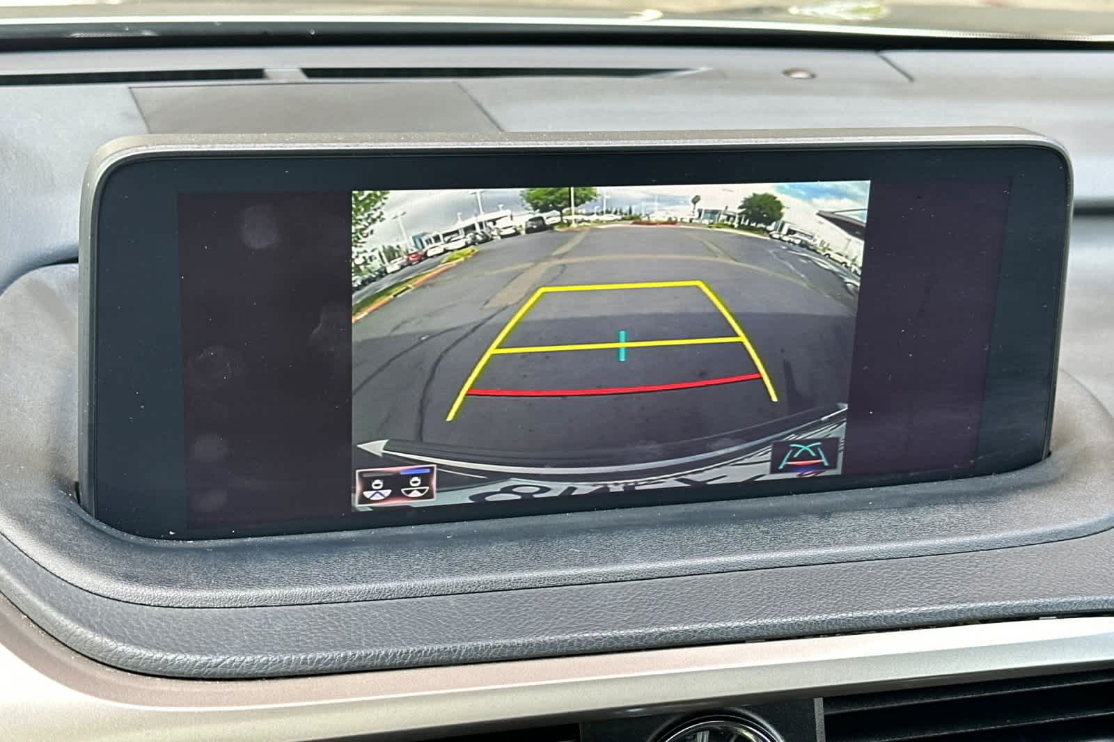 Thumbnail: 2020 Lexus RX - 22