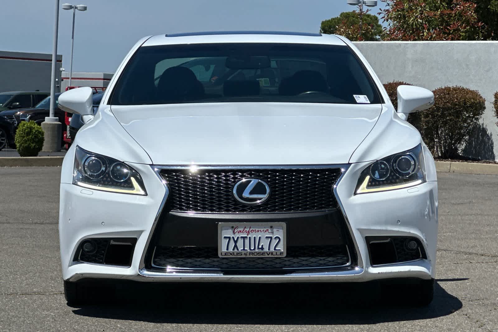 Thumbnail: 2016 Lexus LS - 10