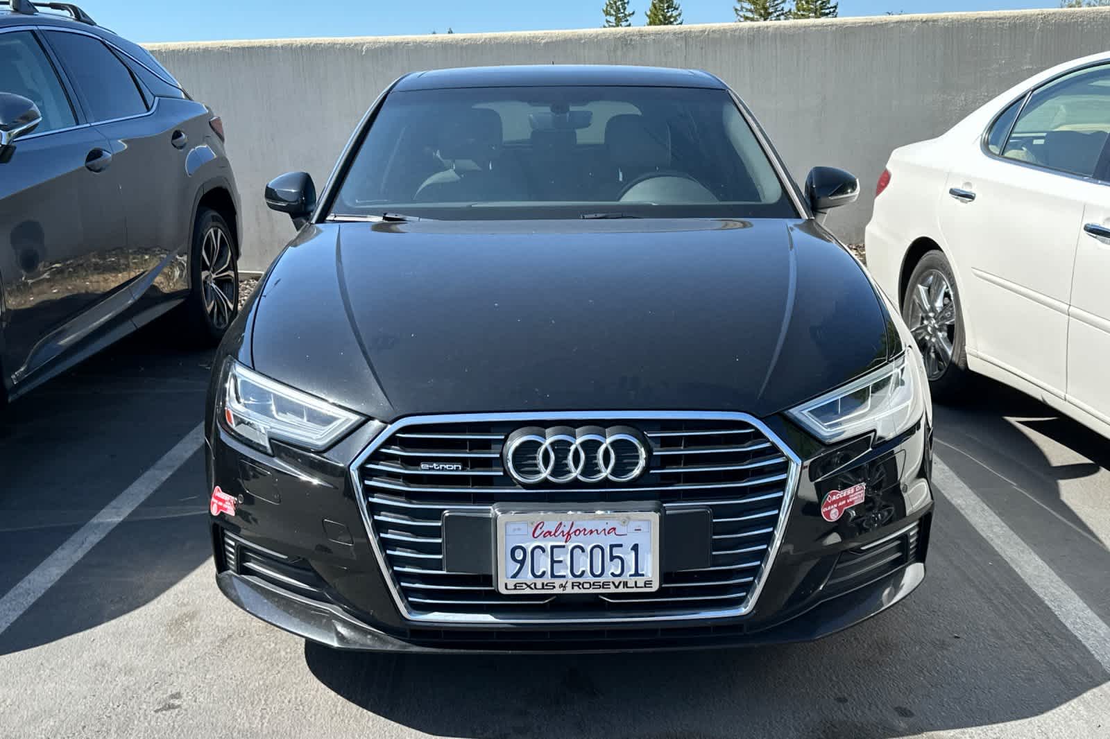 Thumbnail: 2017 Audi A3 e-tron - 6