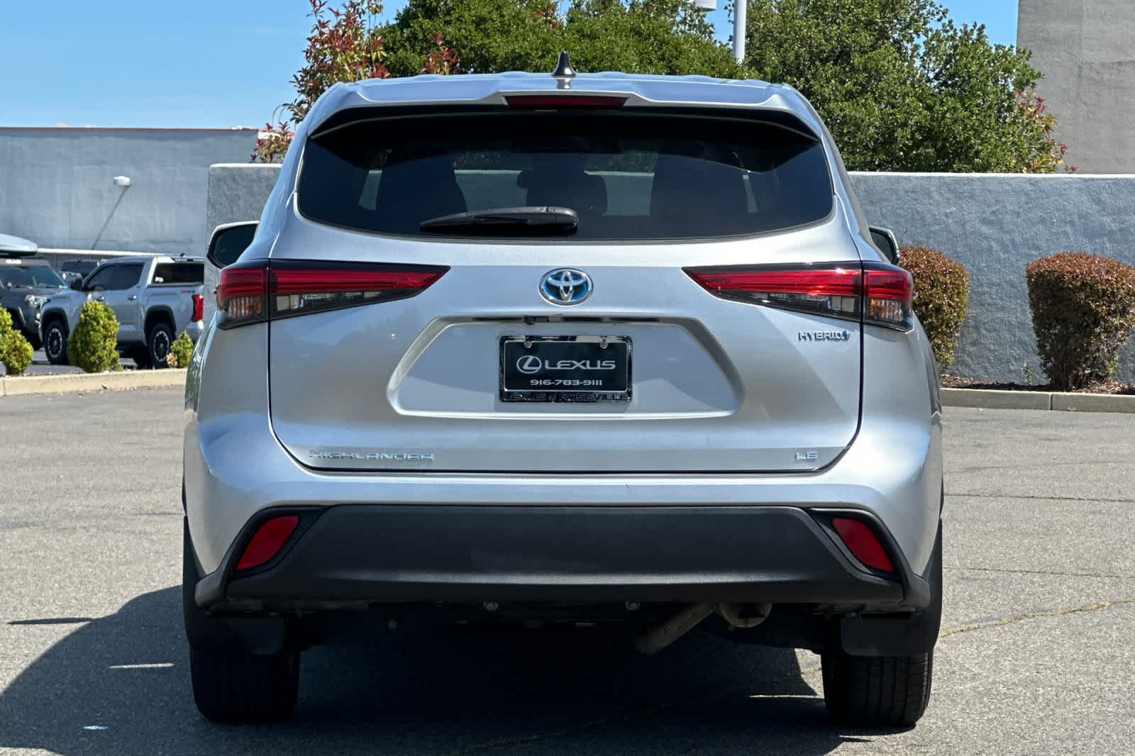 Thumbnail: 2022 Toyota Highlander - 8