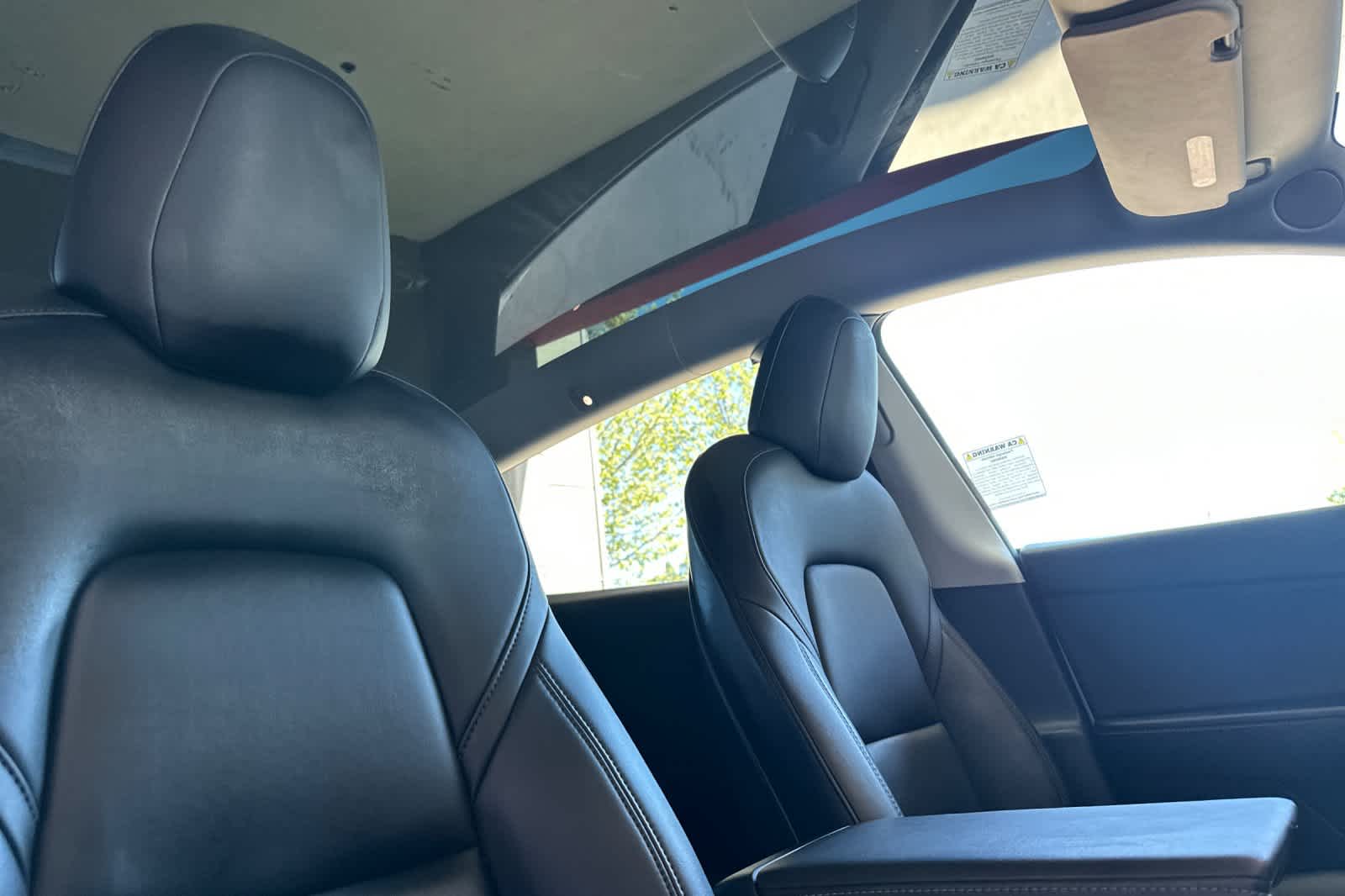 Thumbnail: 2022 Tesla Model Y - 18