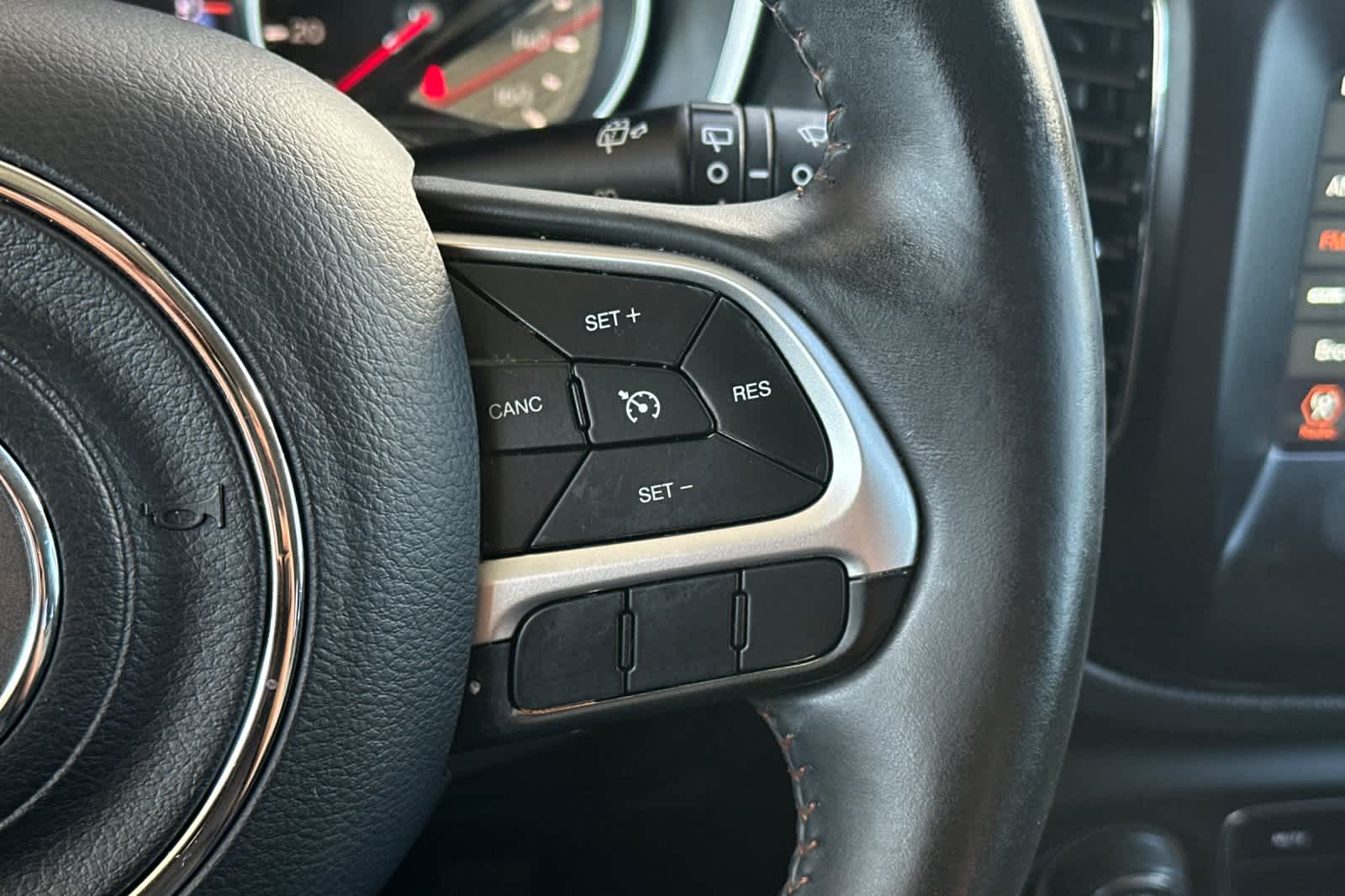 Thumbnail: 2018 Jeep Compass - 26