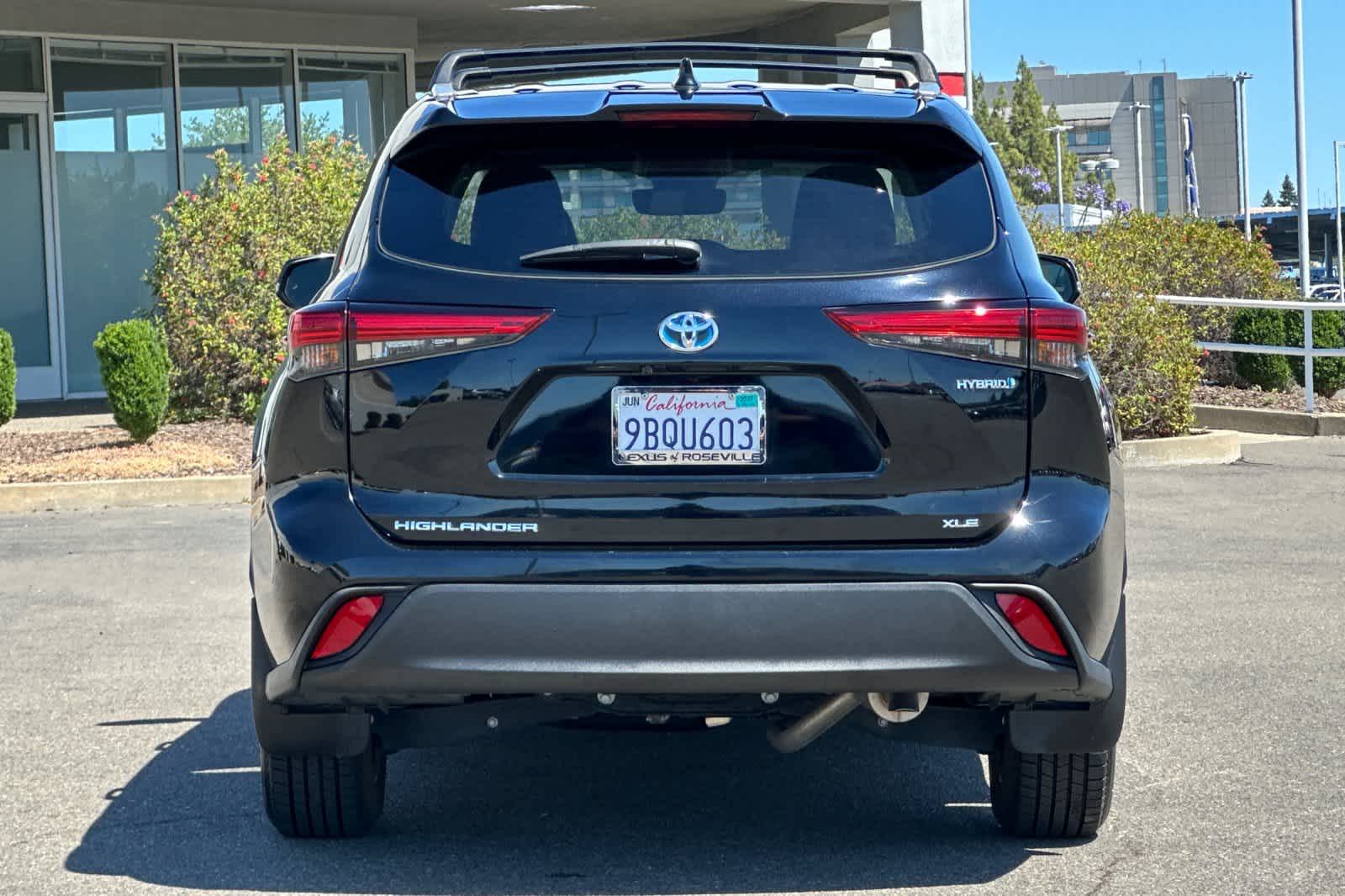 Thumbnail: 2022 Toyota Highlander - 7