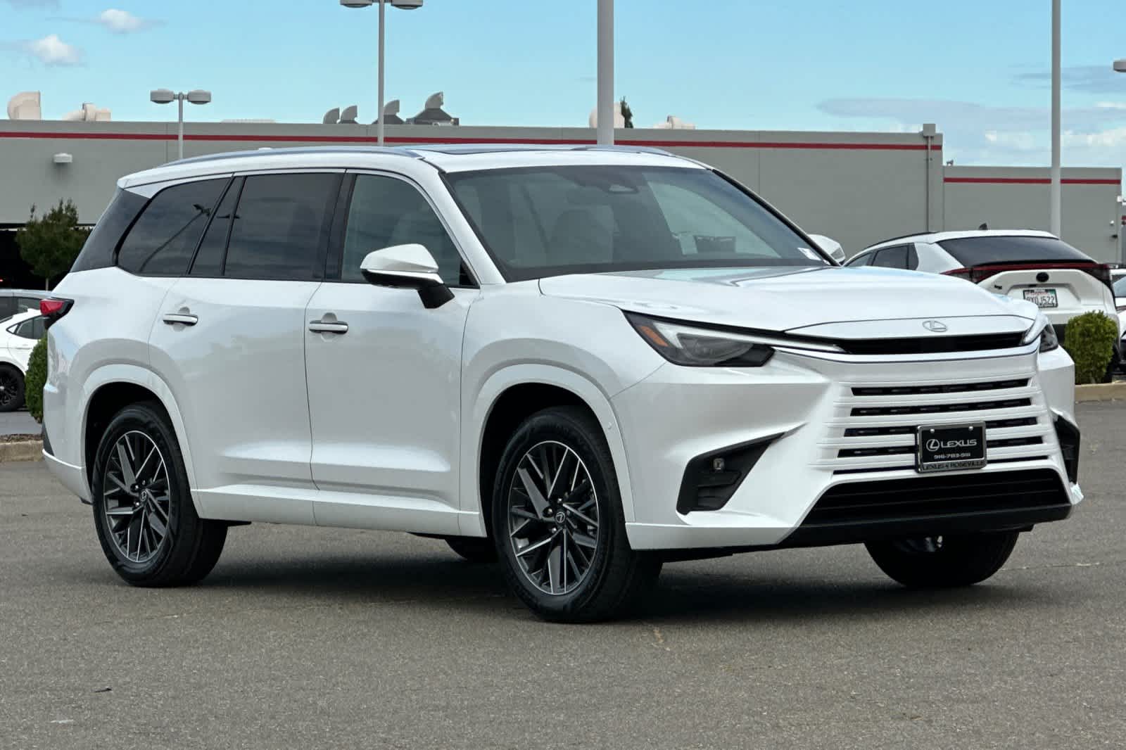 Thumbnail: 2026 Lexus TX - 5