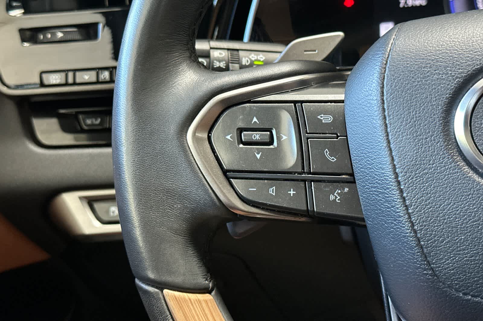 Thumbnail: 2023 Lexus RX - 27