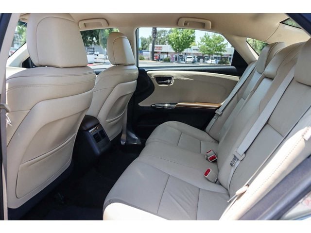 2014 Toyota Avalon XLE 19