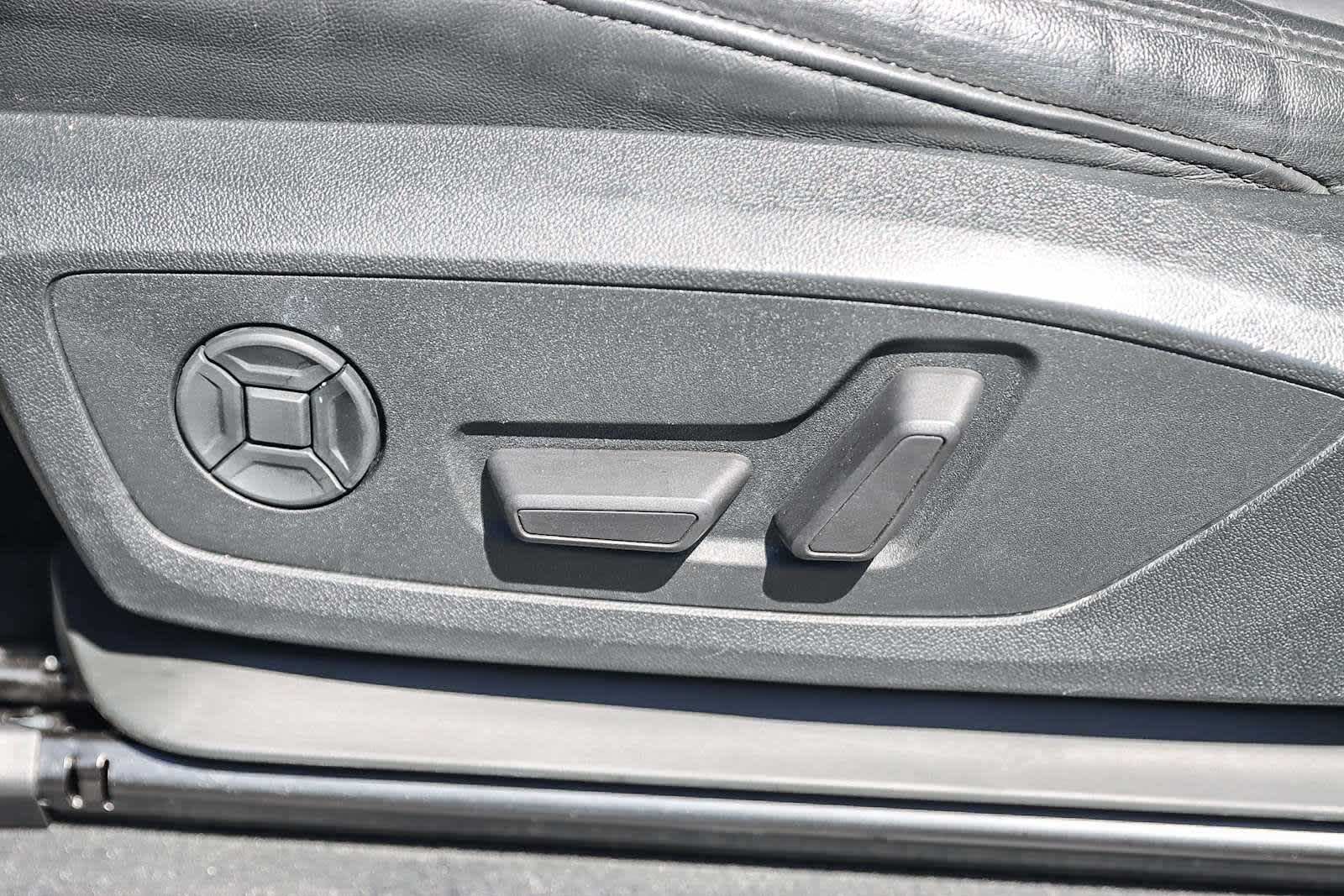 Thumbnail: 2020 Audi Q3 - 31