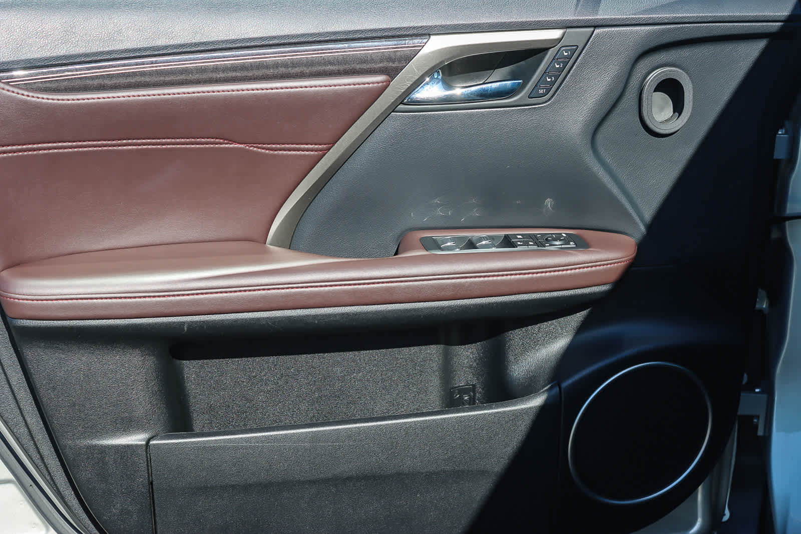 Thumbnail: 2020 Lexus RX - 19