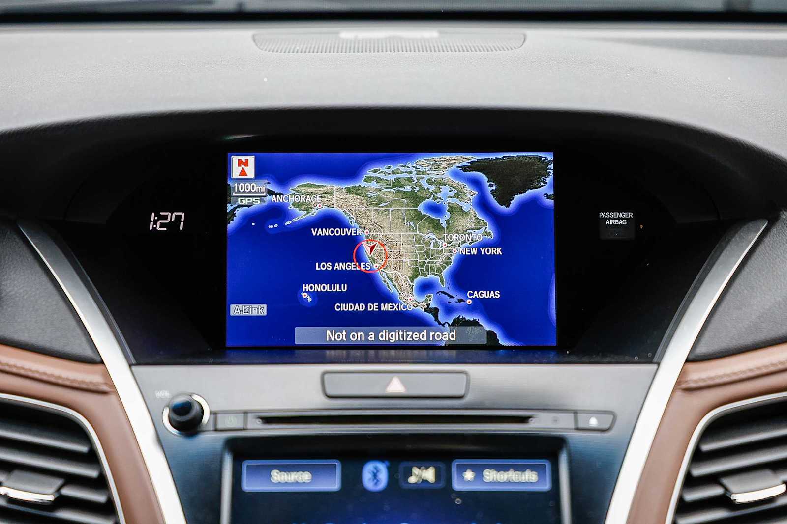 Thumbnail: 2018 Acura RLX - 12