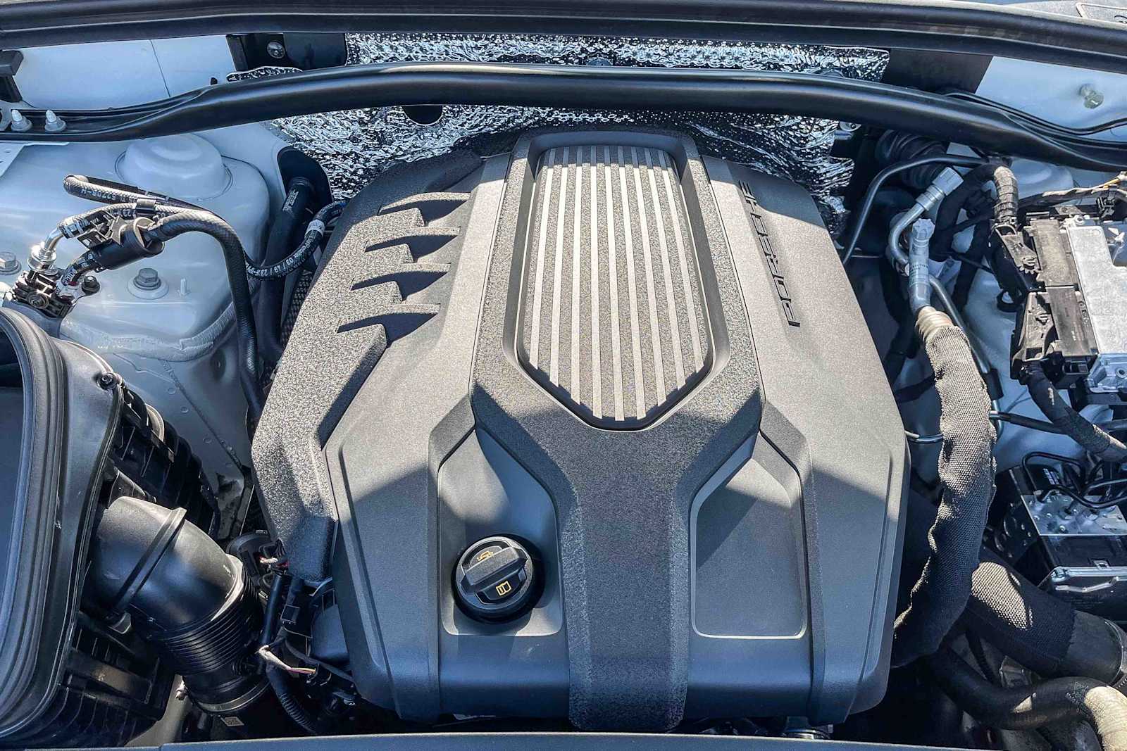 Thumbnail: 2024 Porsche Macan - 25