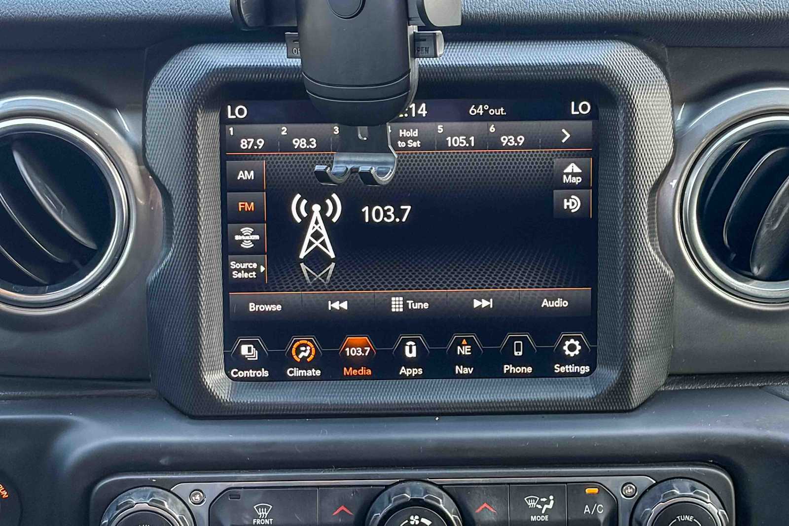 Thumbnail: 2021 Jeep Wrangler - 13