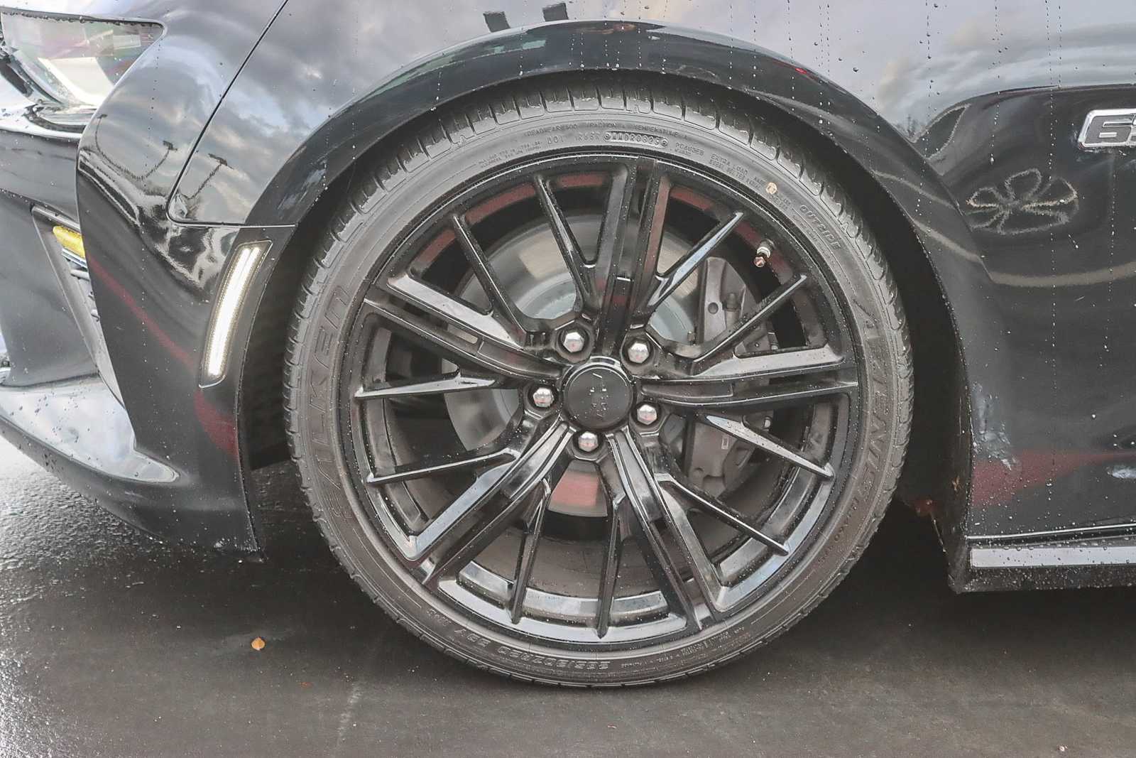 Thumbnail: 2018 Chevrolet Camaro - 11