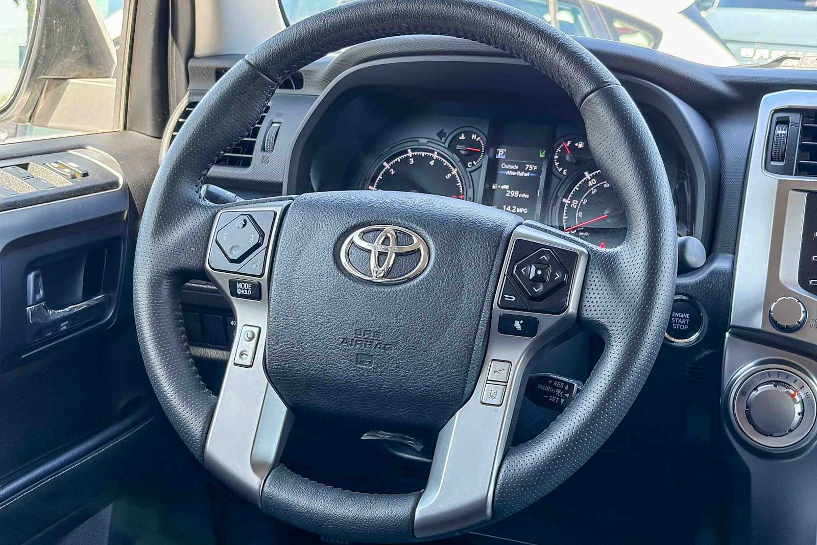Thumbnail: 2024 Toyota 4Runner - 14