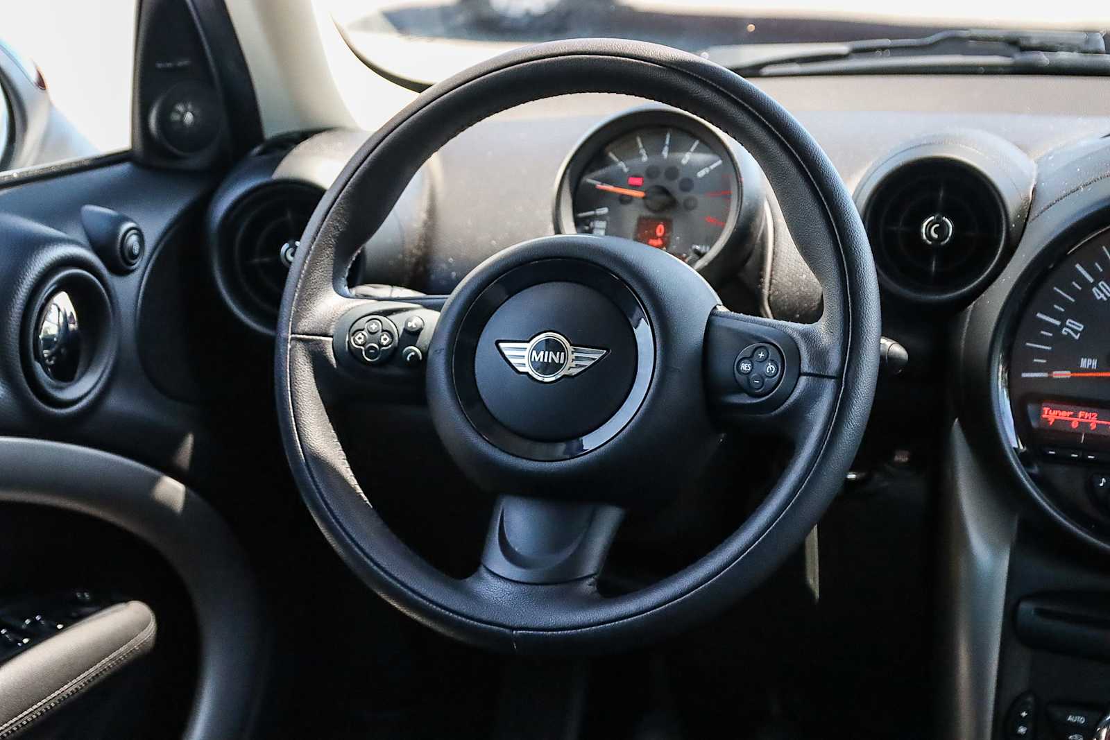 Thumbnail: 2016 MINI Cooper Countryman - 14