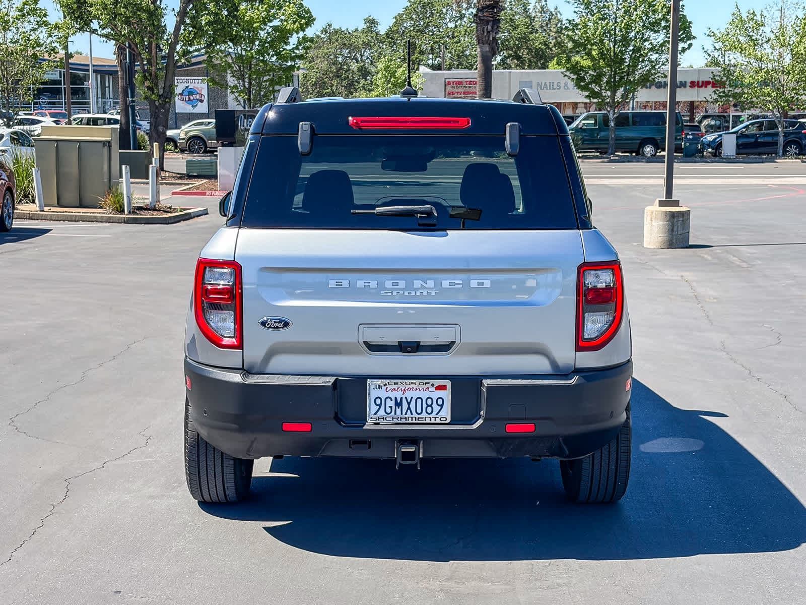 2022 Ford Bronco Sport Outer Banks photo 2