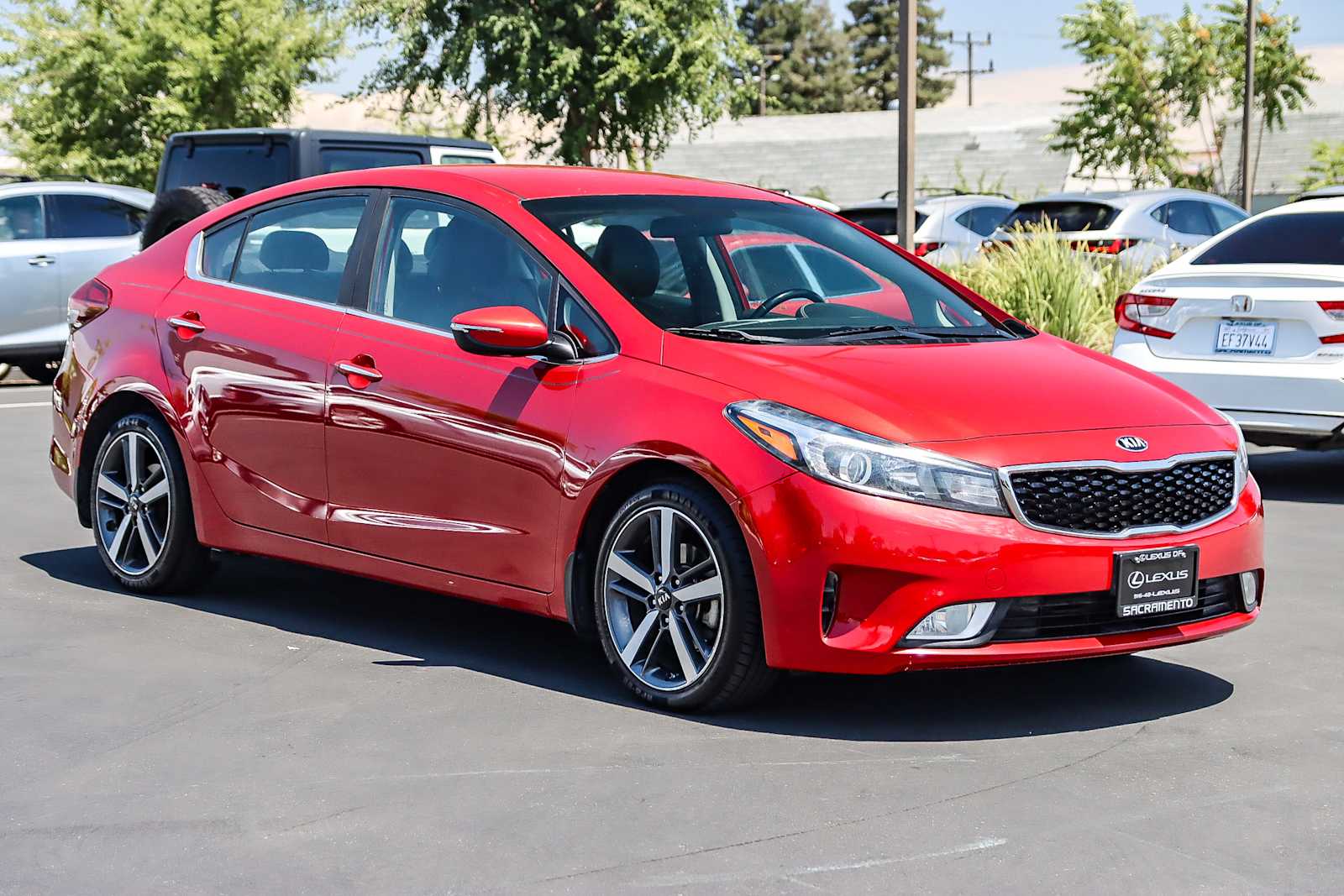Thumbnail: 2017 Kia Forte - 5