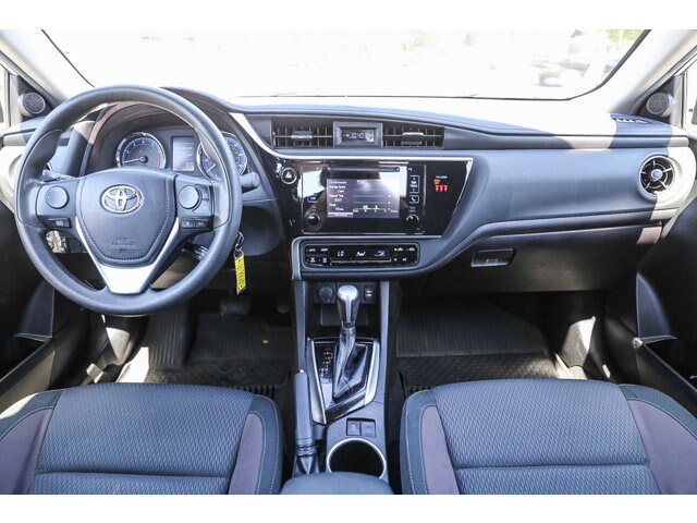 2018 Toyota Corolla LE 12