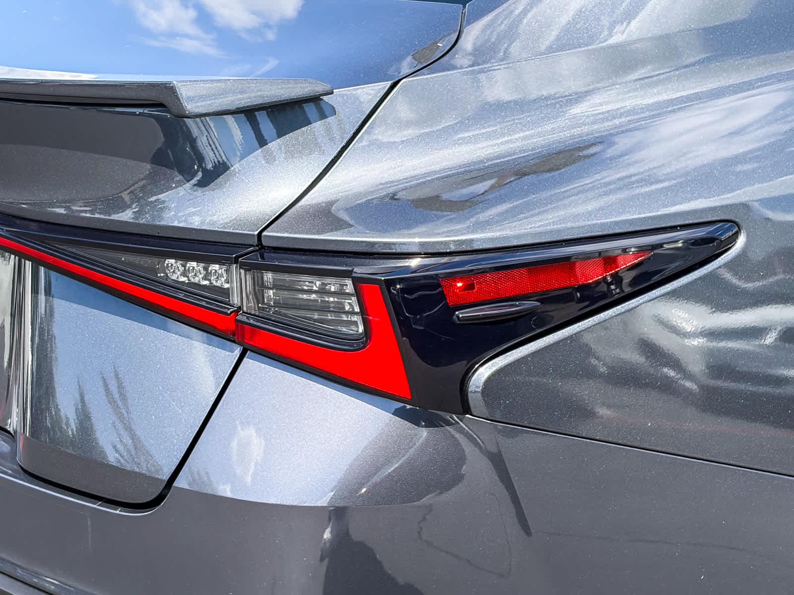 2022 LEXUS IS 300 photo 3