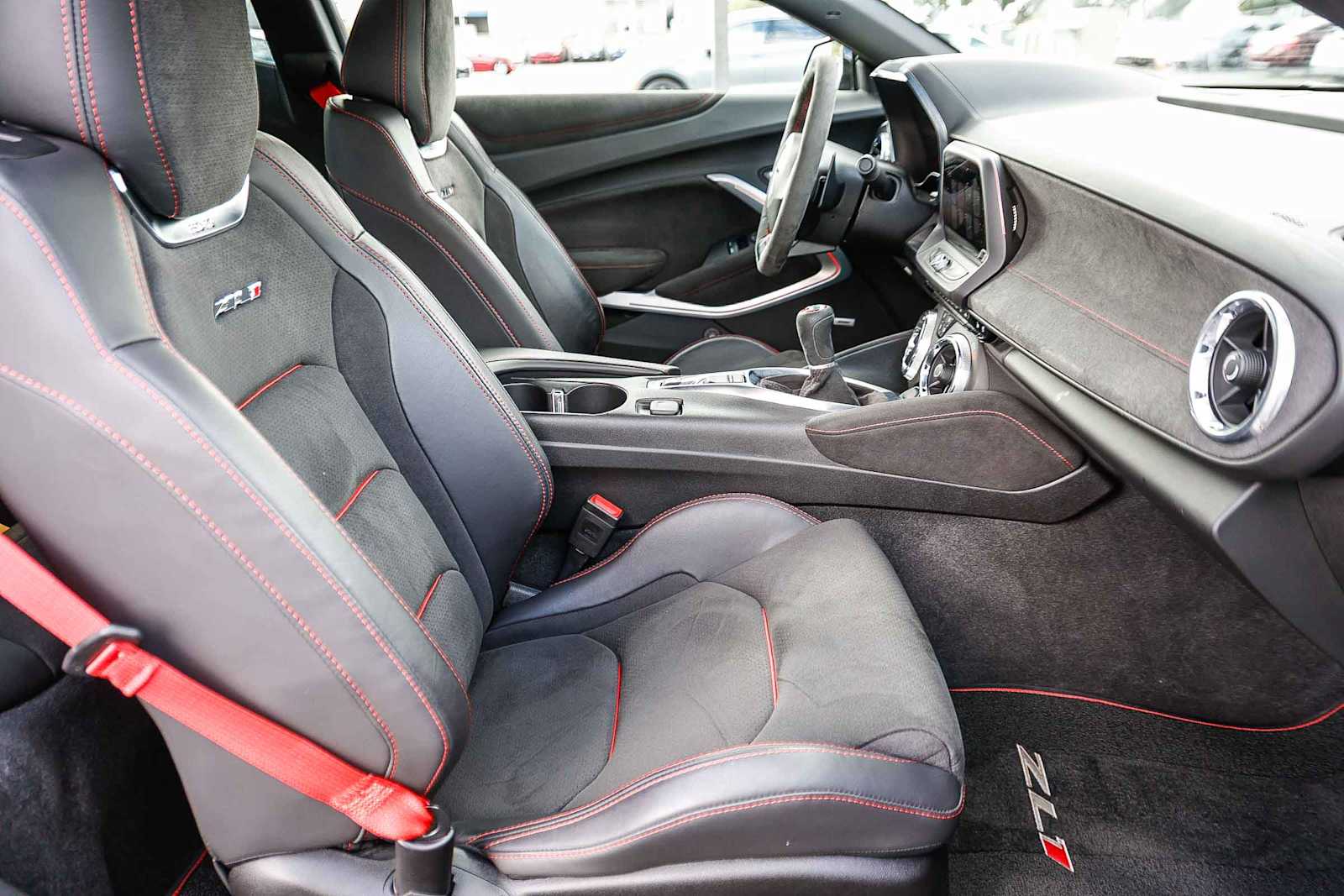 Thumbnail: 2017 Chevrolet Camaro - 14