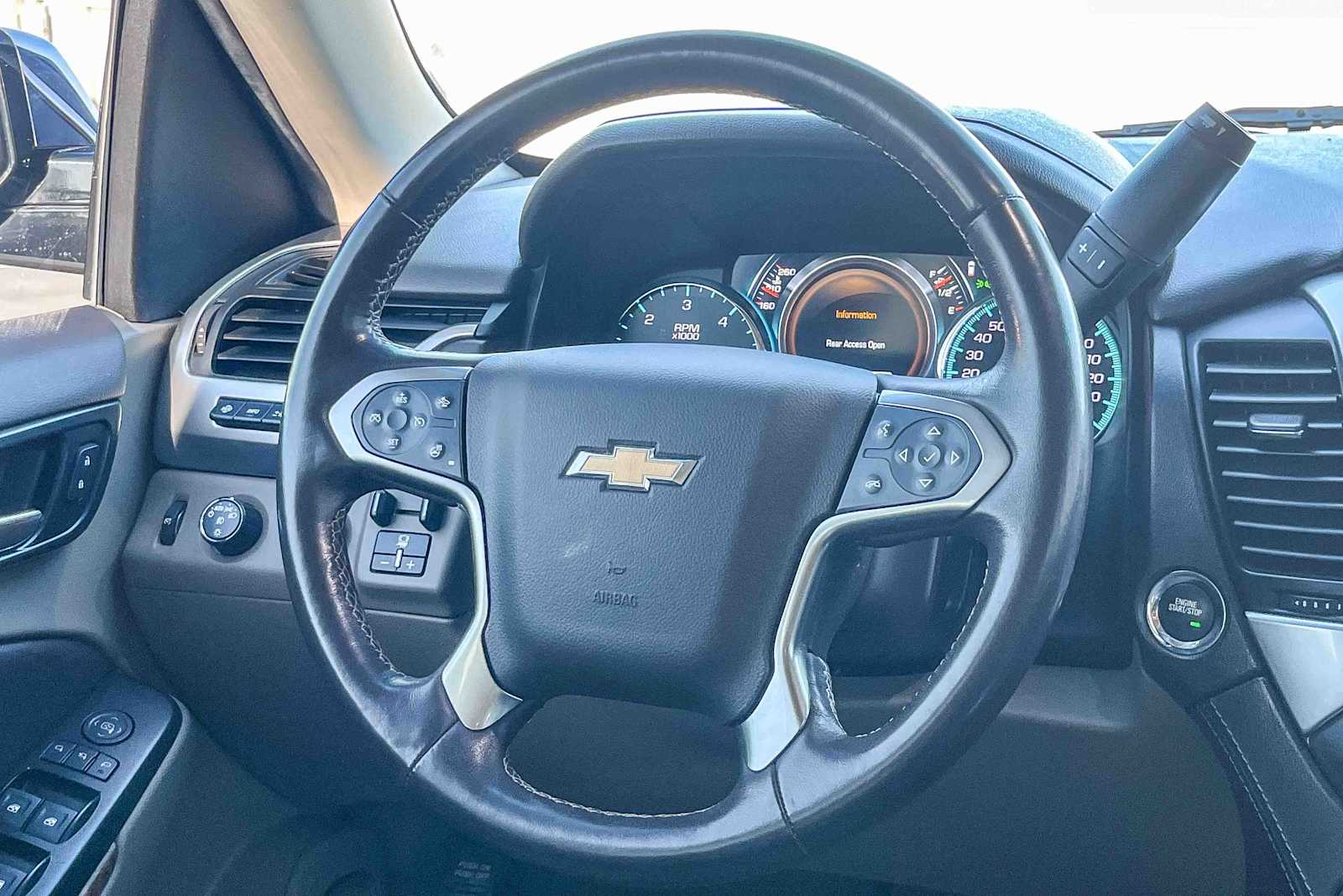 Thumbnail: 2019 Chevrolet Tahoe - 12
