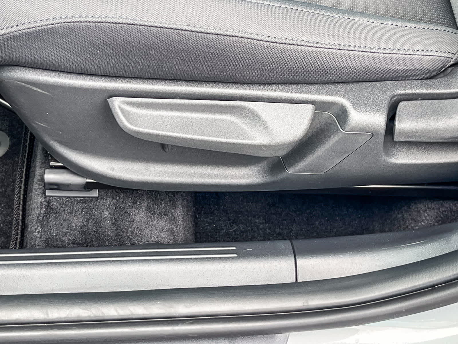 Thumbnail: 2024 Kia Niro - 20